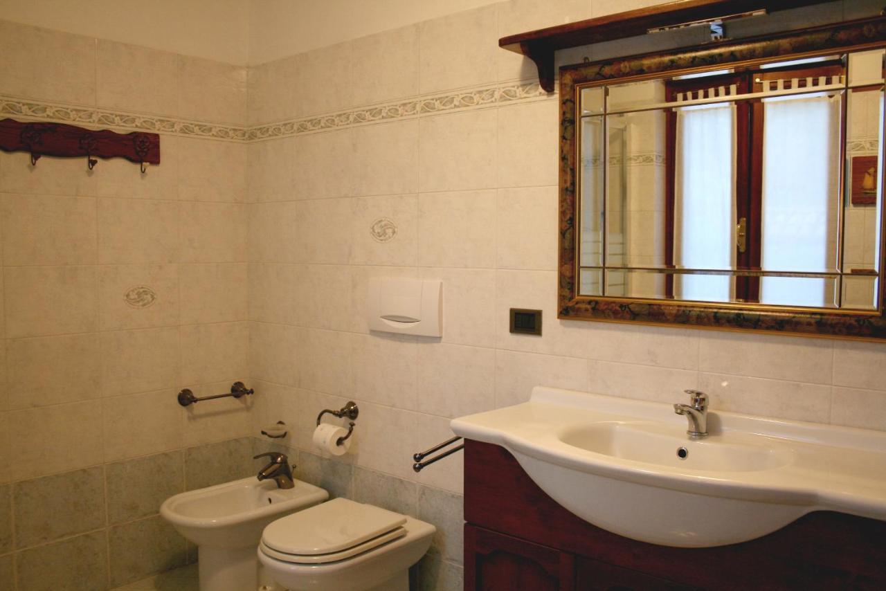 La Robinera Hotel Magnano  Buitenkant foto